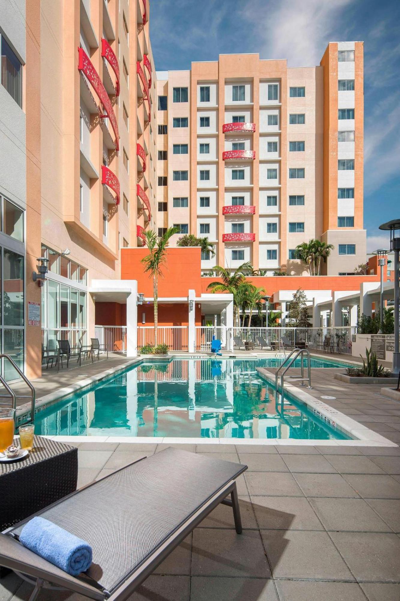 Residence Inn By Marriott West Palm Beach Downtown Екстериор снимка