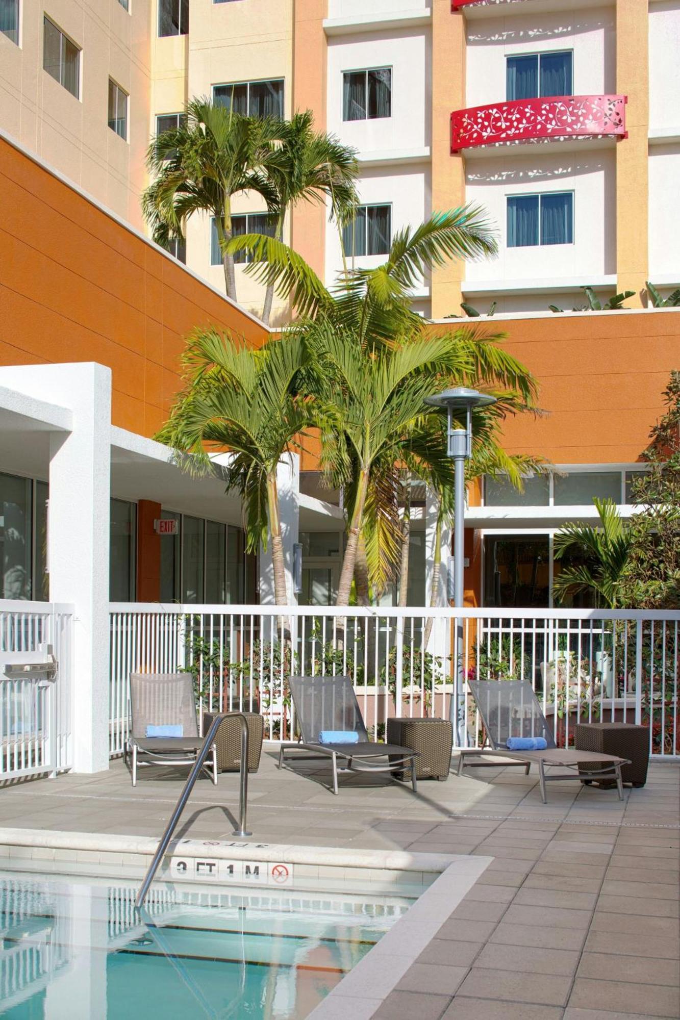 Residence Inn By Marriott West Palm Beach Downtown Екстериор снимка