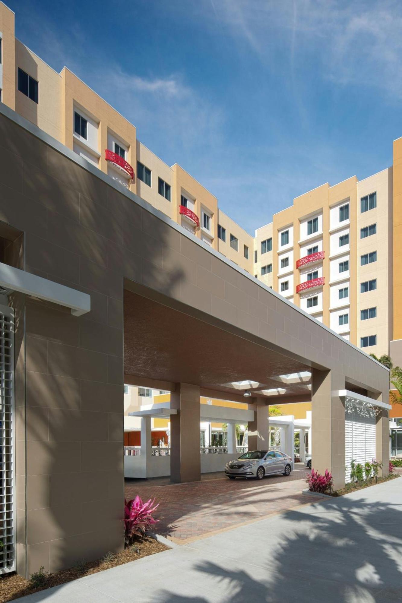 Residence Inn By Marriott West Palm Beach Downtown Екстериор снимка