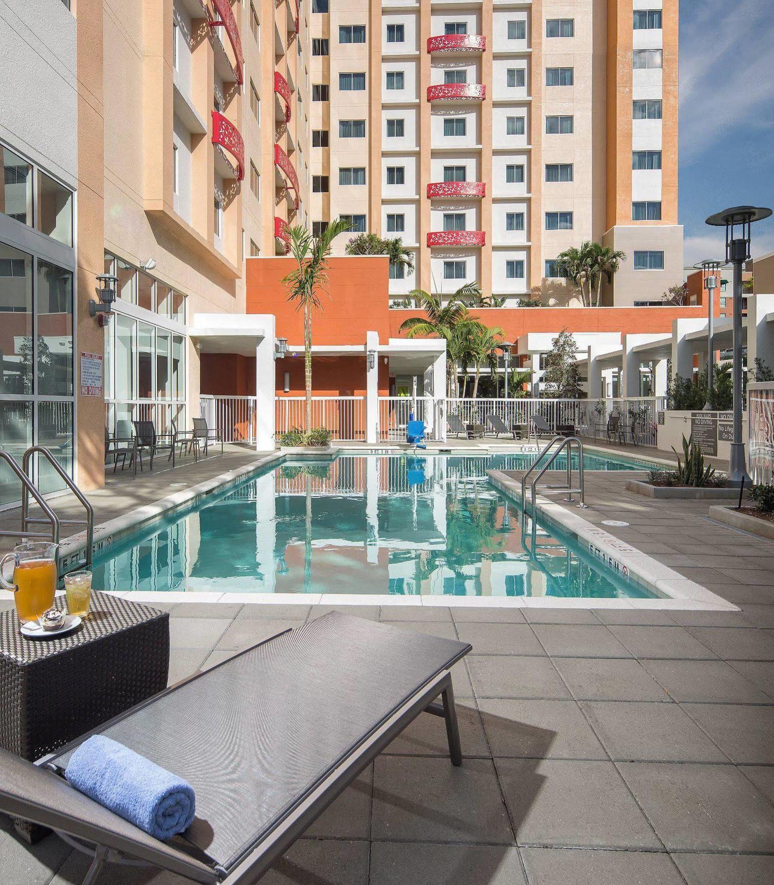 Residence Inn By Marriott West Palm Beach Downtown Екстериор снимка